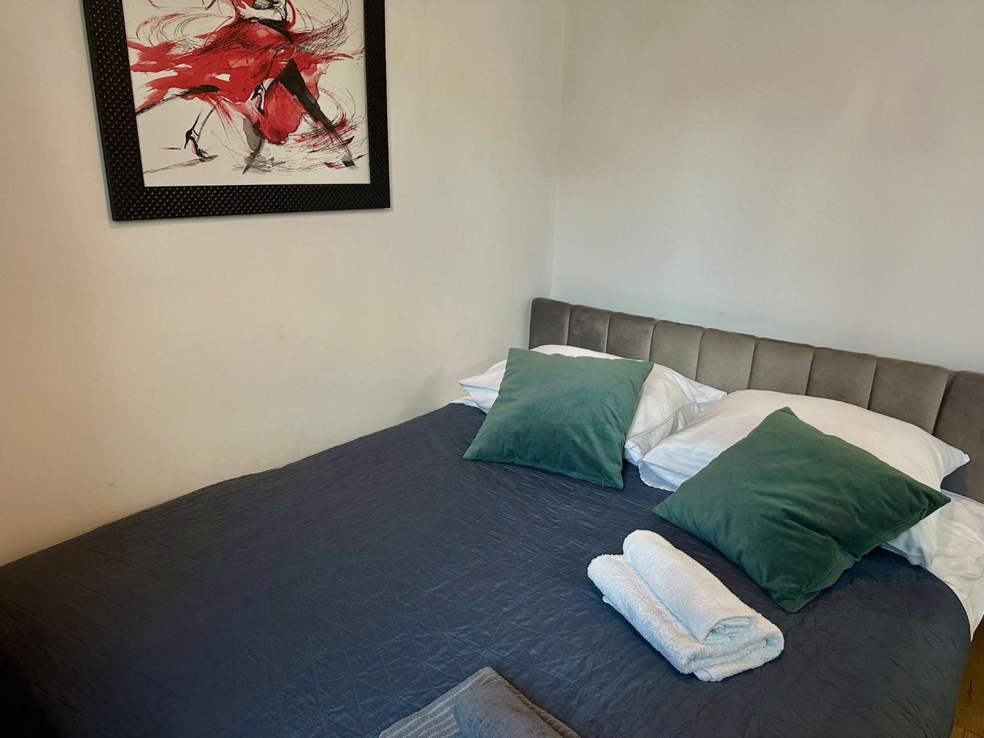 Chmielna 106 - Free Parking - Duzy Balkon Lägenhet Warszawa Exteriör bild